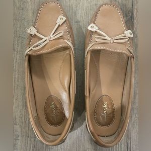 Clarks Women's Dunbar Racer Shoes 100% Leather size 5